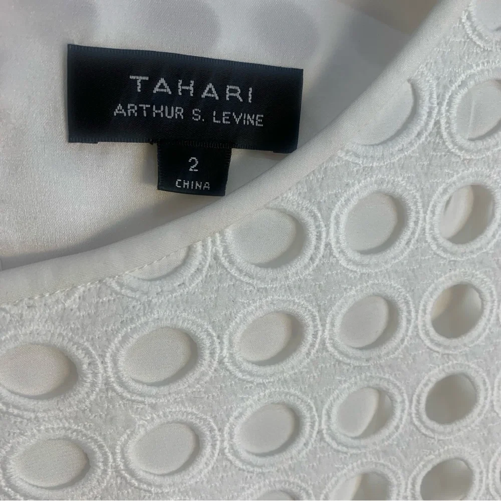 Tahari Circle Eyelet White Lace Shift Dress